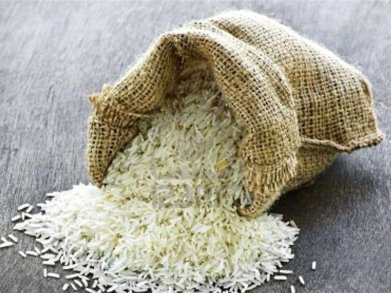 واردات ۶۰ هزار تن برنج تقلبی به ایران؛ چه کسی مجوز داد؟