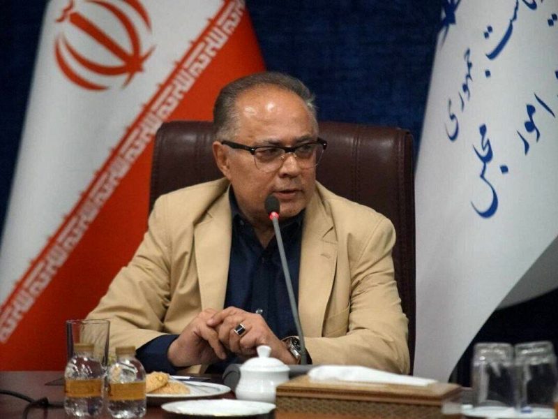 درخواست نزدیکان پزشکیان از دبیری برای استعفا