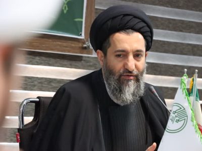 لزوم توجه به آرمان‌ها نه آرم‌ها