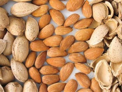 خواص درمانی بادام و بررسی ارزش غذایی