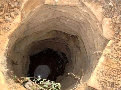 سقوط مرگبار ۸ نفر از اعضای یک خانواده به درون چاه ۵۰ متری