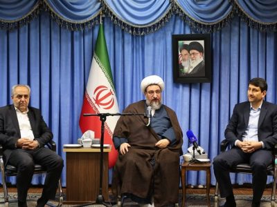 ممانعت از حضور نسل جوان موجب عقب‌ماندگی است