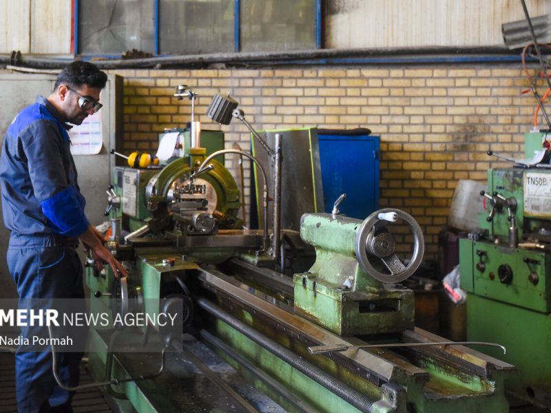 بررسی مشکلات ۱۳ واحد تولیدی و صنعتی توسط استاندار آذربایجان شرقی – آژانس خبری ملت آزاد آنلاین |
