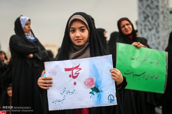 پرسمان حجاب در آذربایجان شرقی؛ حجاب، زبان نو می‌خواهد – آژانس خبری  ملت آزاد آنلاین |