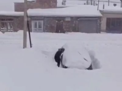 روستای گنبرف زیر یک متر برف فرو رفت