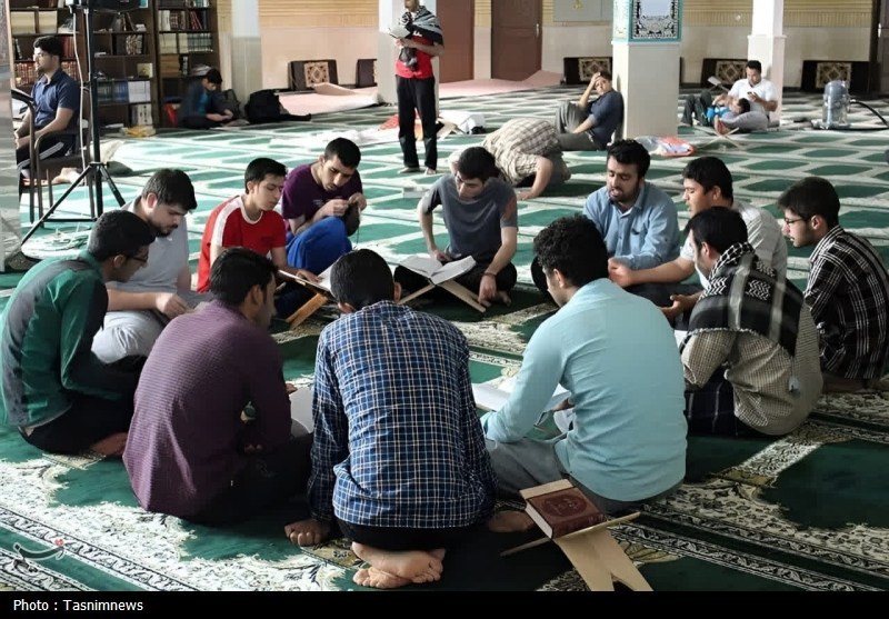 آغاز مراسم روح‌بخش اعتکاف در 362 مسجد؛ 28هزارنفر معتکف شدند