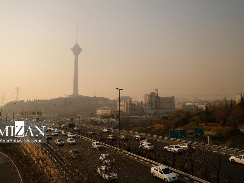 کیفیت هوای پایتخت ۶ بهمن ۱۴۰۴؛ شاخص آلودگی ۱۴۴ و در وضعیت «ناسالم برای گروههای حساس»