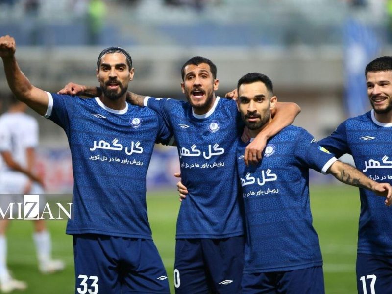 تیم شایسته تحسین تارتار؛ گل‌گهر کورس قهرمانی را ۵ اسبه کرد!/ تکرار سناریو لیگ پانزدهم پس از ۱۰ سال؟