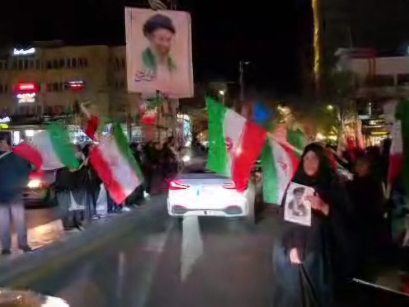 تونل استقبال پرچمی در فلکه بزرگ ولیعصر تبریز