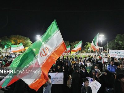 حضور حماسی مردم تبریز در میدان