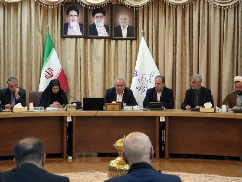 سرمست: مظلومیت شهدای دانش‌آموز به صورت حقوقی مستندسازی شود