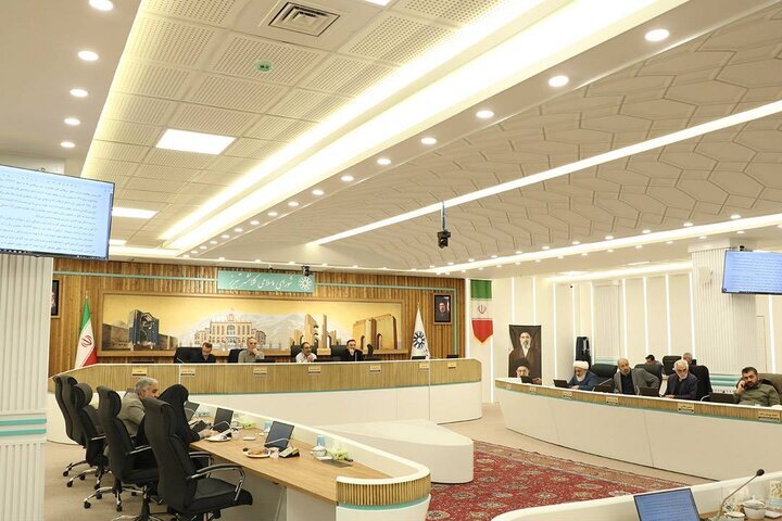 پیشنهاد تبدیل عمارت کلاه‌فرنگی تبریز به موزه هنرهای معاصر در شورای شهر