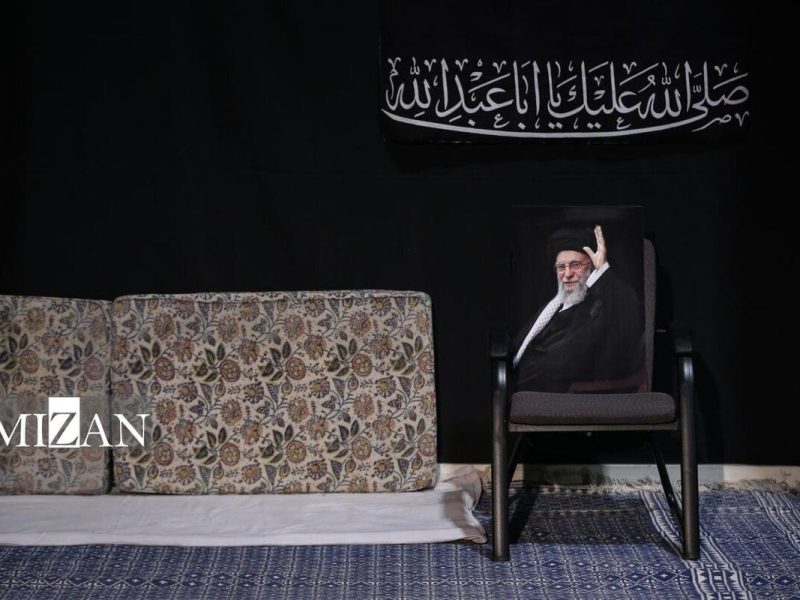 اولین شب مراسم عزاداری ماه محرم در جوار محل عروج ملکوتی قائد شهید انقلاب اسلامی