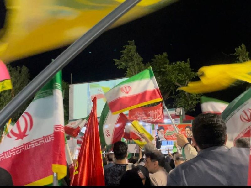 تجدید میثاق مردم تبریز با رهبری در صد و یکمین اجتماع شبانه