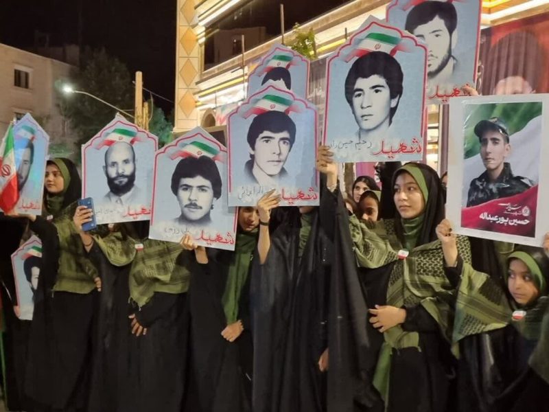 فریاد «هیهات من الذله» هریسی‌ها در صدودومین اجتماع شبانه بیعت با رهبری
