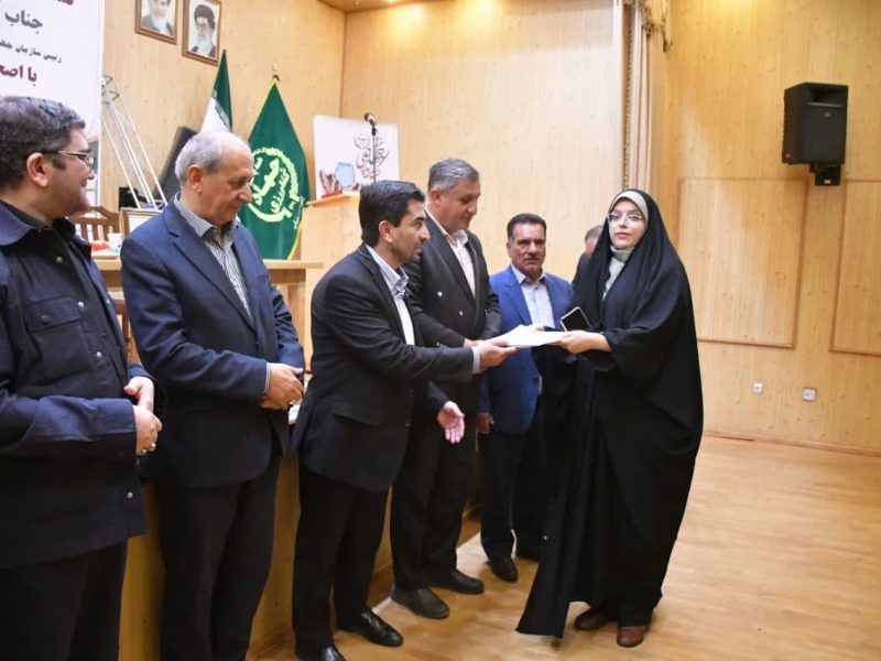 تجلیل از ۱۰ رسانه برتر حوزه کشاورزی در آذربایجان شرقی