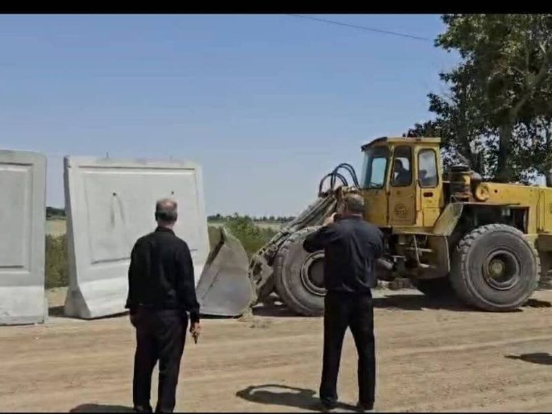 قوه قضاییه مانع سوءاستفاده یک شرکت خودروسازی در تغییر کاربری ۱۲۰ هکتار از اراضی کشاورزی شد/ دیوارکشی غیرمجاز با دستور قضایی تخریب شد