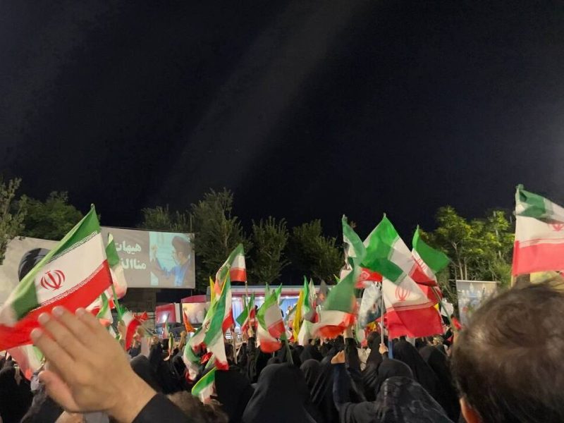 تجدید پیمان مردم تبریز با رهبری در یکصد و چهل‌وسومین اجتماع شبانه