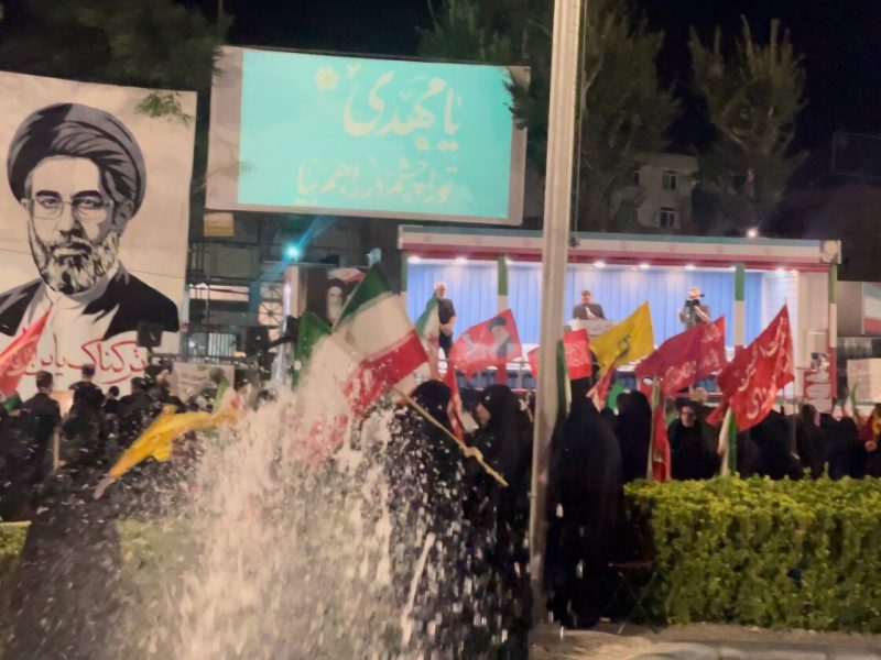 شب‌های اقتدار ایران ادامه دارد؛ حضور پرشور مردم تبریز در اجتماع ۱۵۸